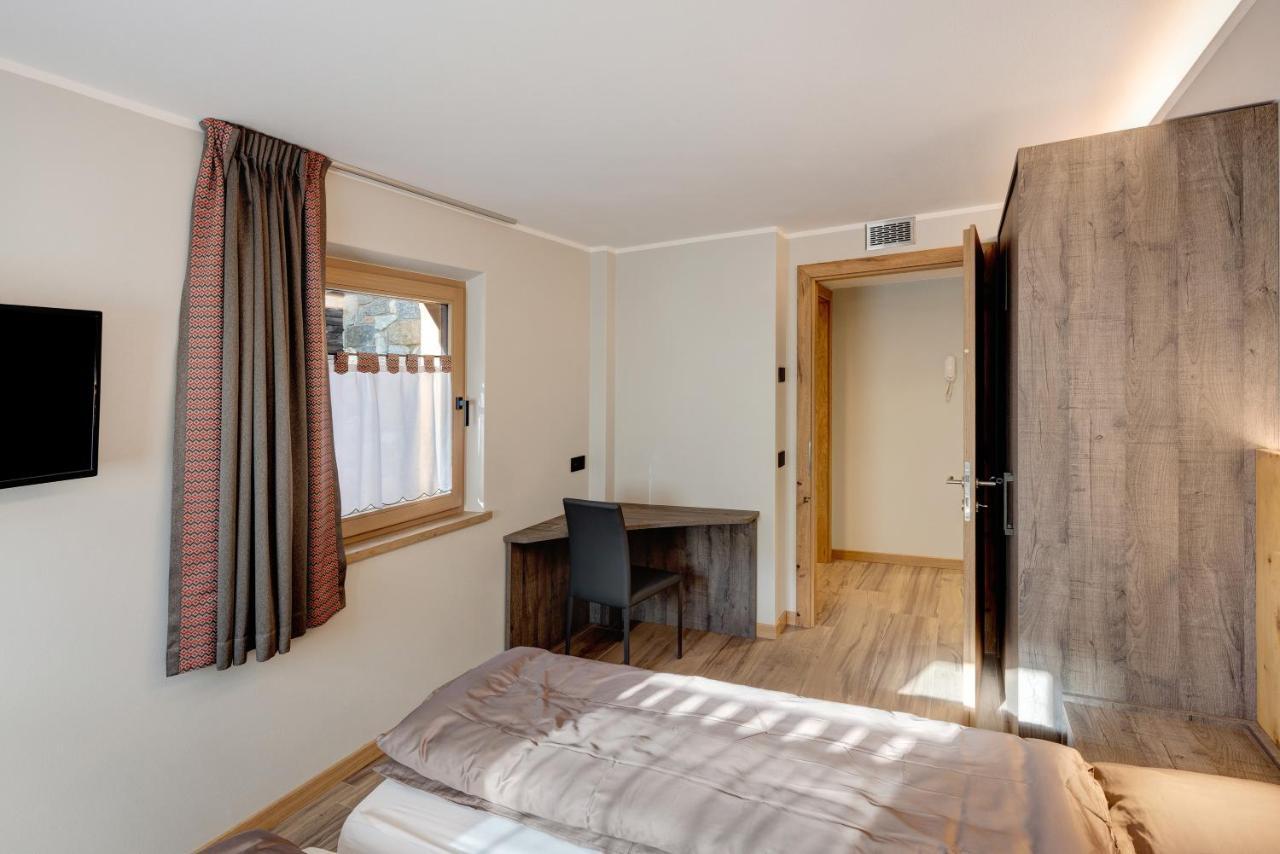 Snow Mountain Planet Suite House Livigno Buitenkant foto